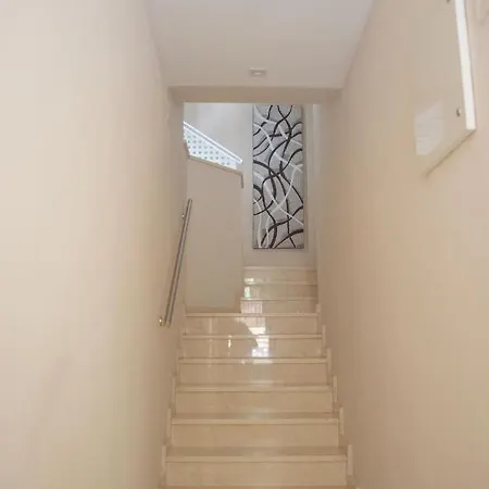 Centrico 2a La Llum Apartman